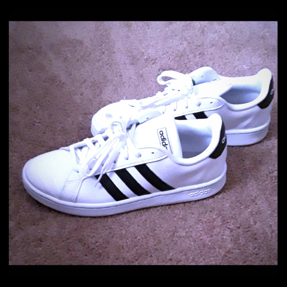 Adidas Cloudform Sneakers